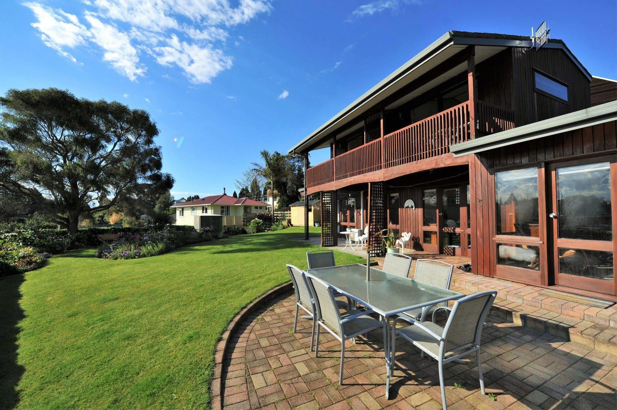 Harbinger House Bed & Breakfast Tauranga Exterior photo